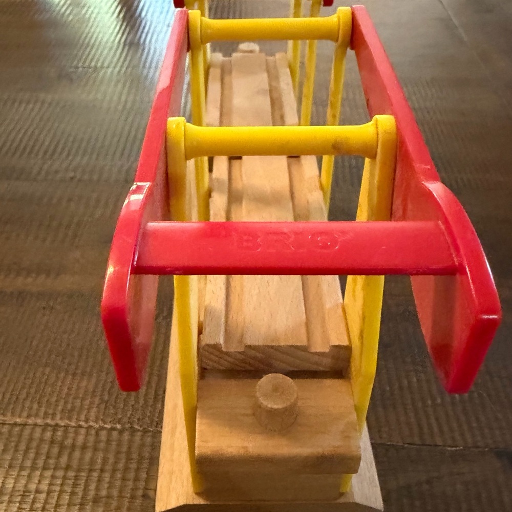 BRIO Up & Away Lift-Up Bridge #33363 Wooden Tracks also fits Thomas The Train - Picture 7 of 8
